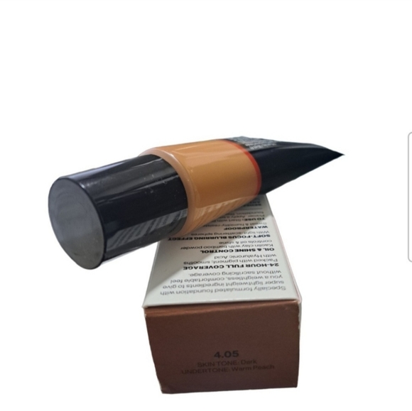 Smashbox foundation - Picture 1 of 2